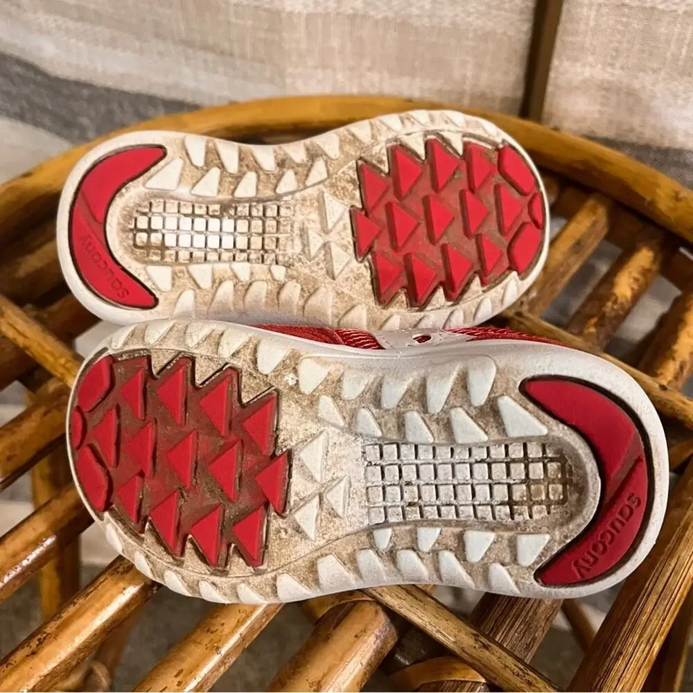 Saucony Red Sneakers‎ Size 6